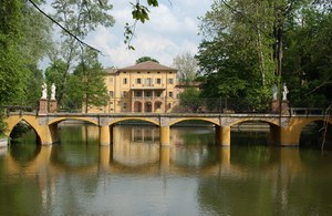 BENTIVOGLIO - Villa Smeraldi e Museo della civiltà contadina