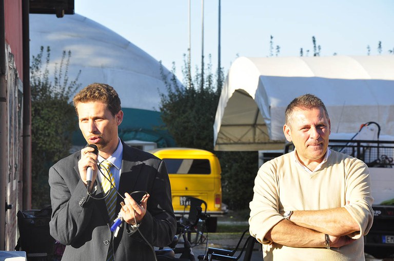 05.jpg