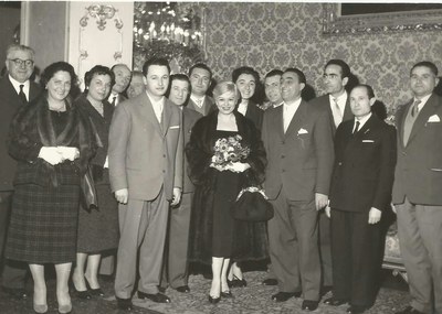 Dall'archivio di Maria Zucchini, Giulietta Masina con i dipendenti comunali del Comune di San Giorgio di Piano
