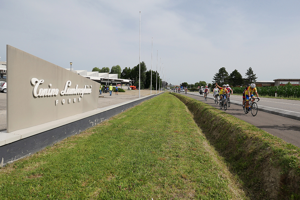 Arrivo al museo Ferruccio Lamborghini sulla Bicipolitana 6.JPG