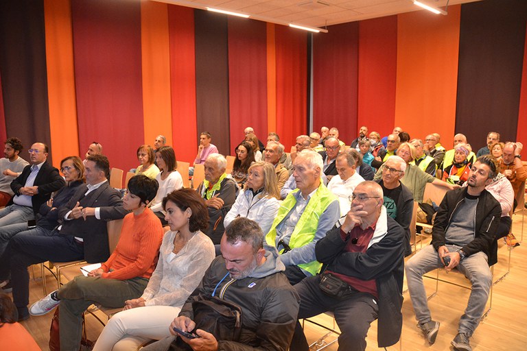 Il pubblico nell'Auditorium di Le Scuole a Pieve di Cento