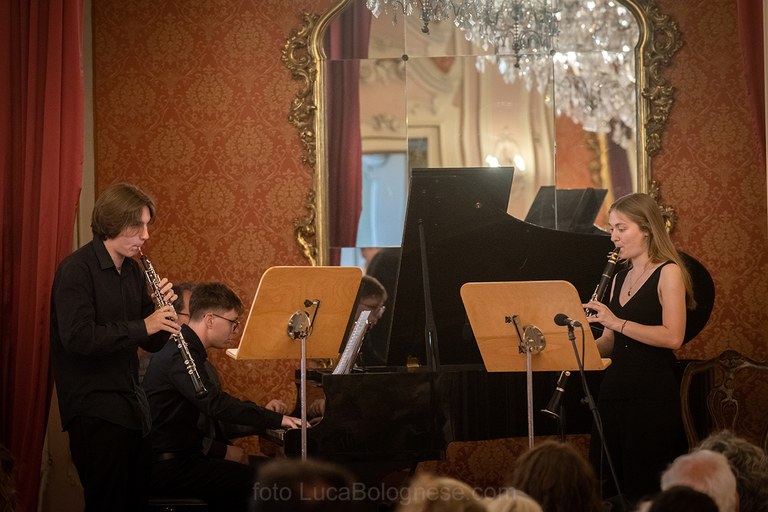 LUC_5356 TRIO 8.jpg