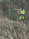 un volontario ha rinvenuto un grosso oggetto probabilmente trasportato li da una dei tanti fenomeni di piena del fiume