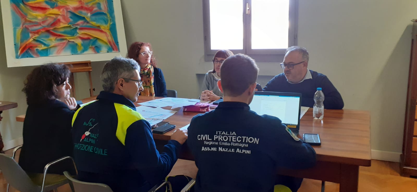 il sindaco distribuisce i compiti ai membri del COC