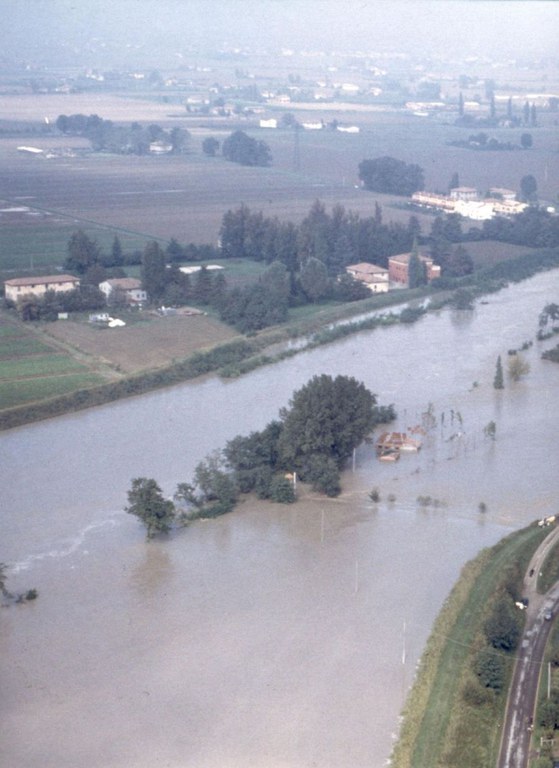 La piena vista dal cielo