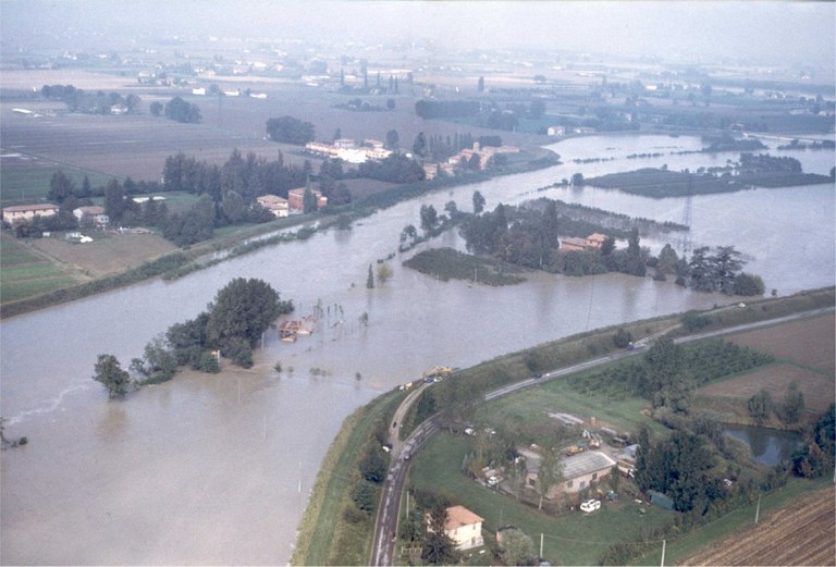 Piena del Reno vista dall'alto