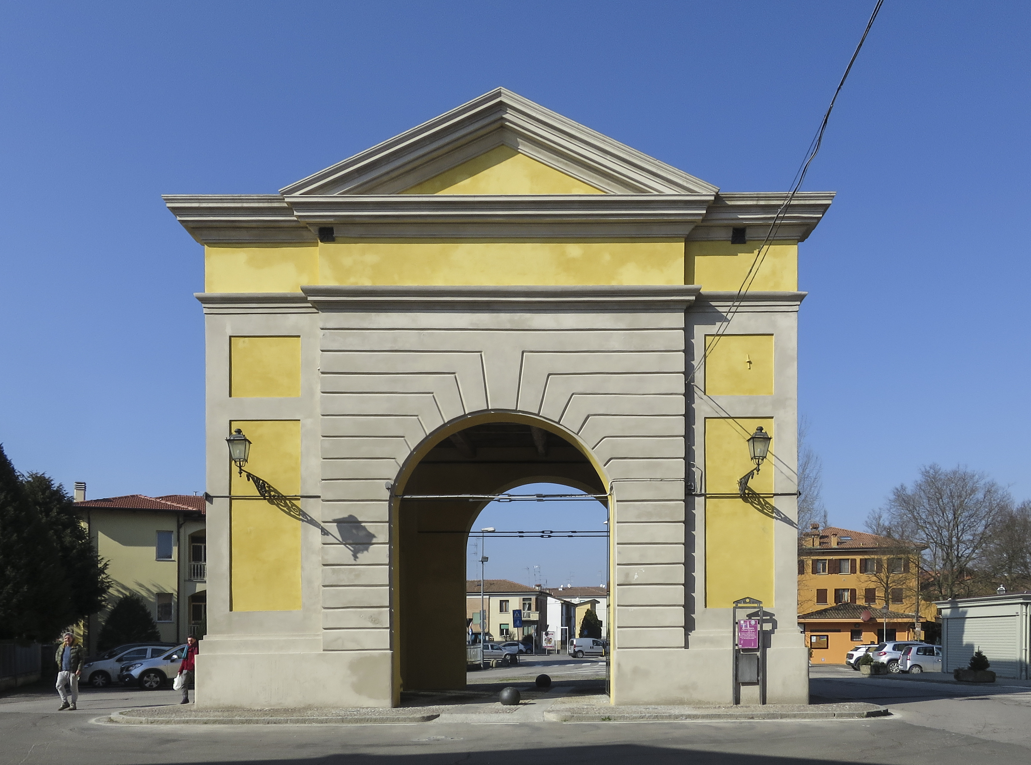 Porta Cento